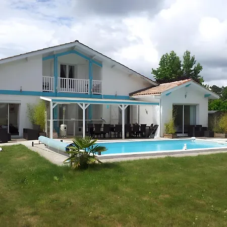 Saint Barth 3* Gujan-Mestras